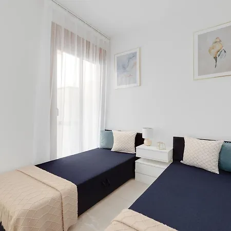 Modern With Roof Pool Near Locos *